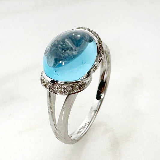 18K White Gold Oval Blue Topaz Ring with Diamonds