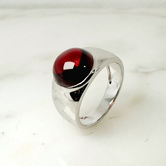 14K White Gold Round Garnet Ring