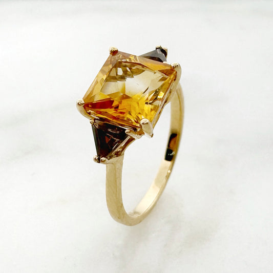 18K Yellow Gold Octagon Citrine Ring