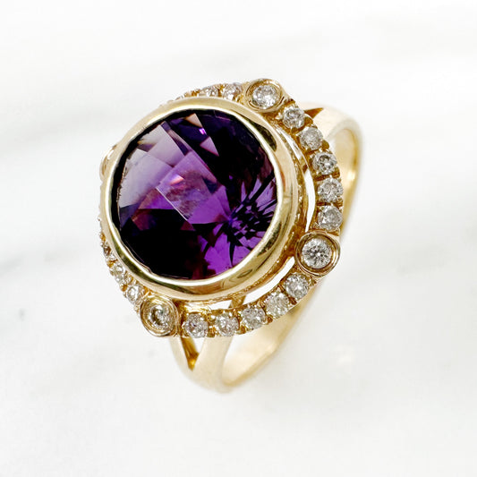 14K Yellow Gold Round Amethyst Ring with Diamonds