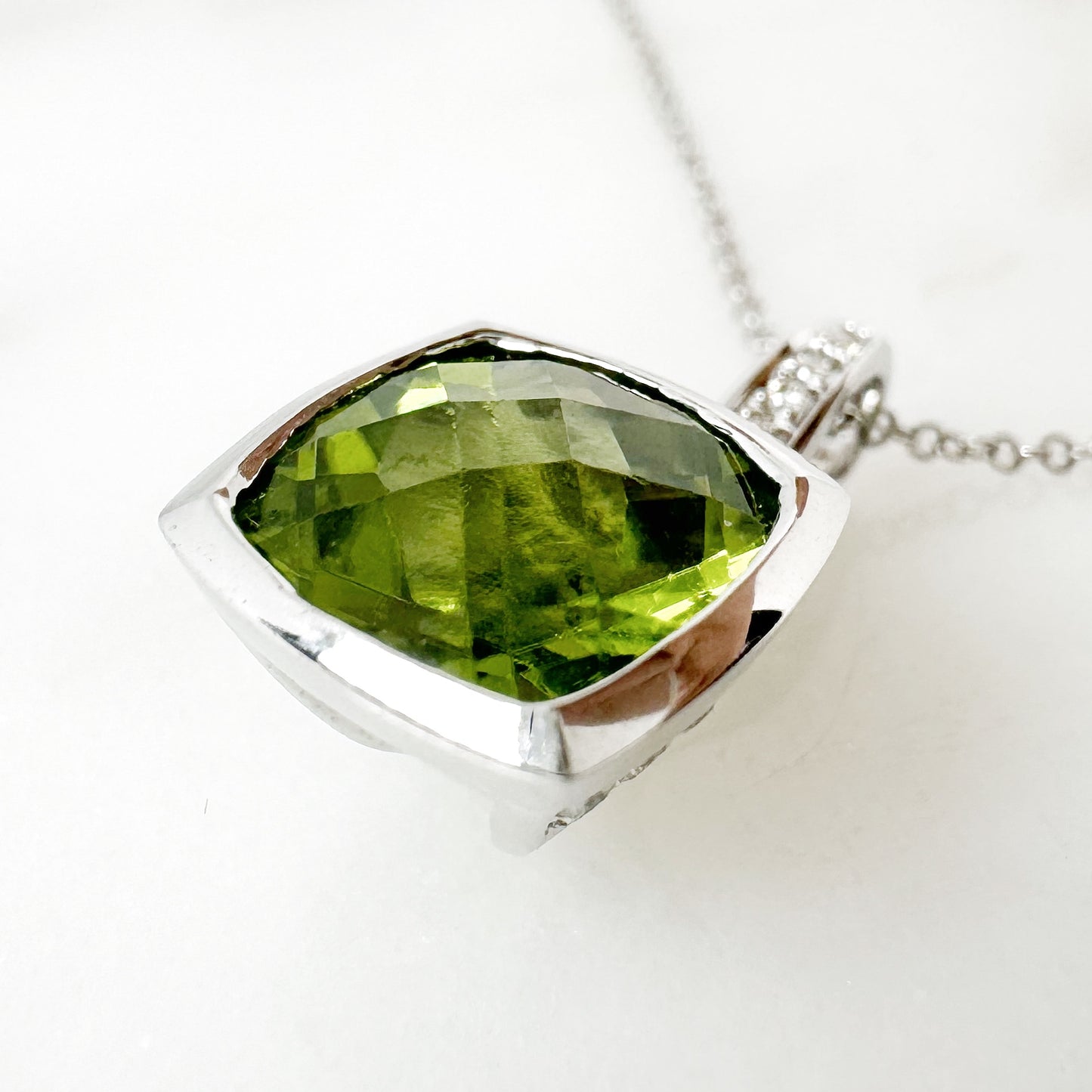 14K White Gold Cushion Peridot Pendant with Diamonds