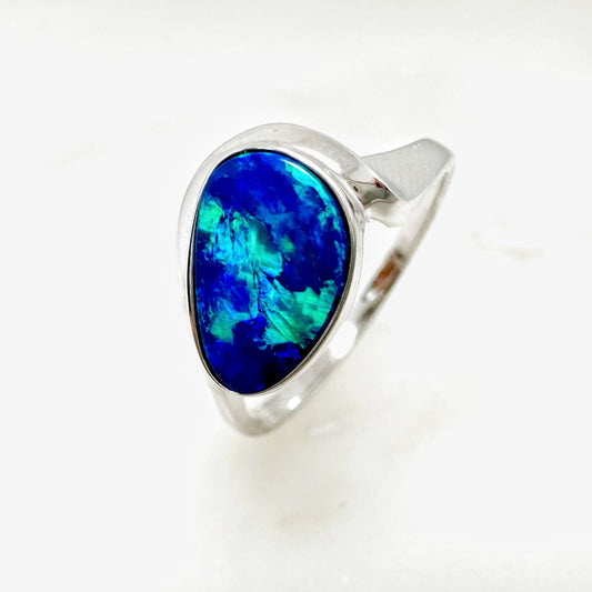 14K White Gold Freeform Doublet Opal Ring