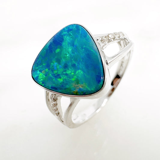 14K White Gold Freeform Australian Doublet Opal Ring with Diamonds