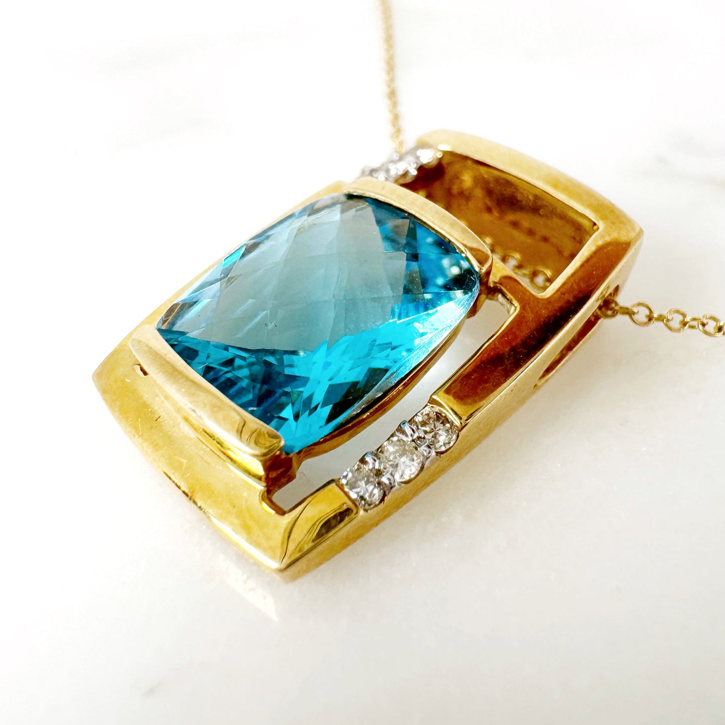 18K Yellow Gold Cushion Swiss Blue Topaz Pendant with Diamonds