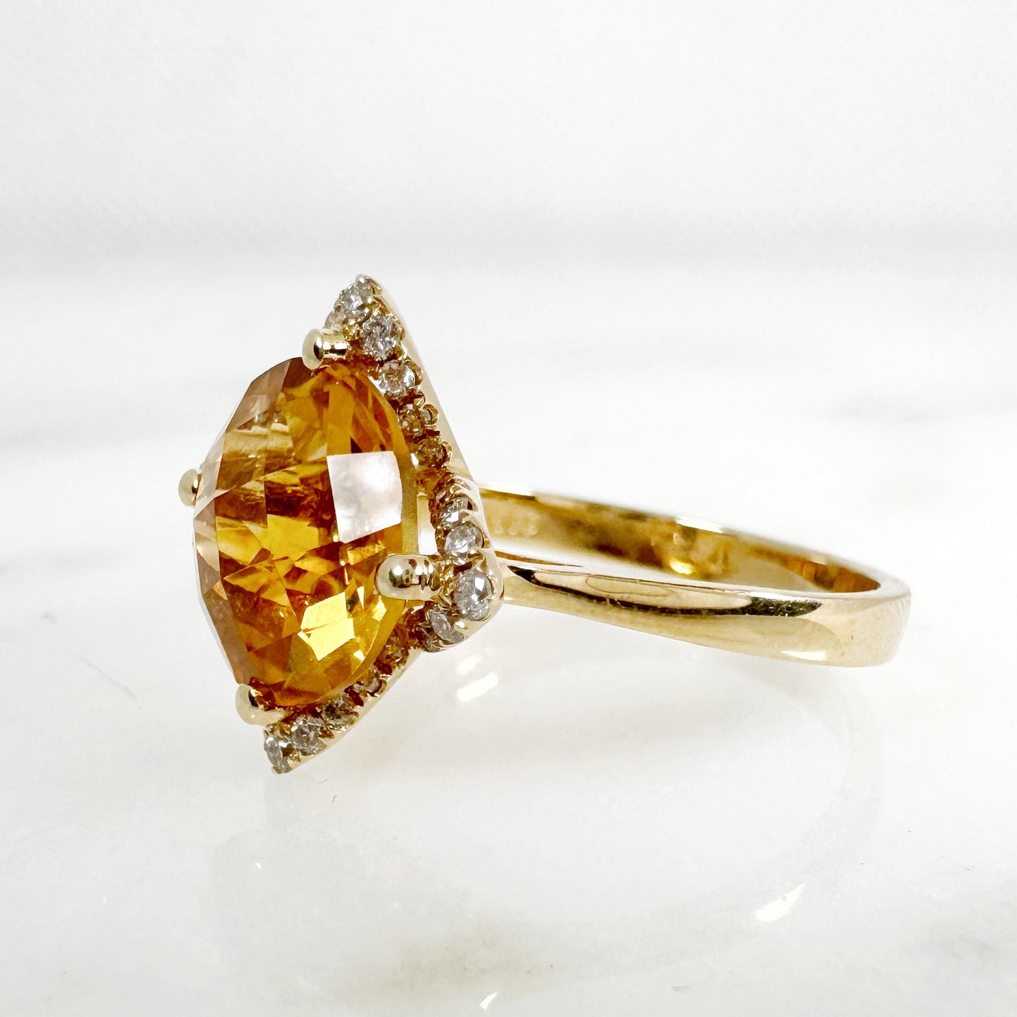 14K Yellow Gold Round Citrine Ring with Diamonds