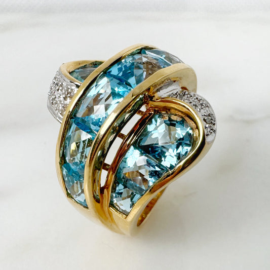 18K Yellow Gold Freeform Blue Topaz Ring with Diamonds