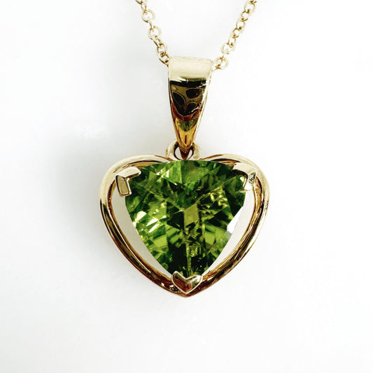 14k Yellow Gold Peridot Pendant