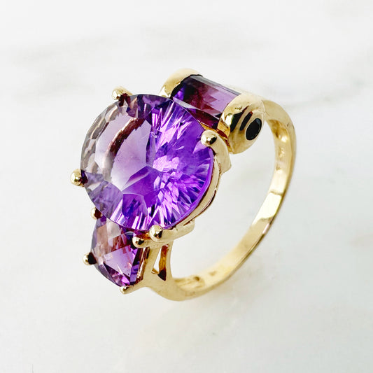 14K Yellow Gold Oval & Freeform Amethyst Ring