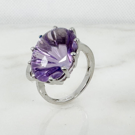 14K White Gold Oval Amethyst Ring with Diamonds