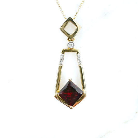 14k Yellow Gold Garnet Pendant with Diamonds