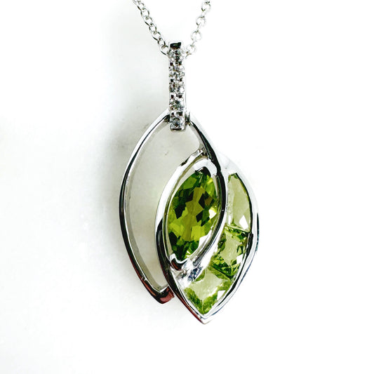 14k White Gold Peridot Pendant with Diamonds