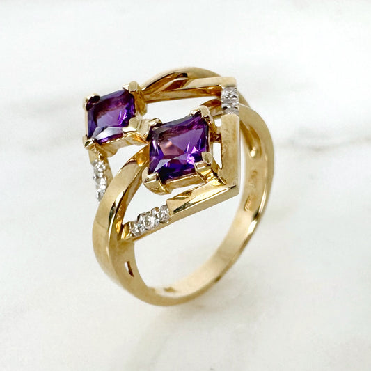 14K Yellow Gold Square Amethyst Ring with Diamonds