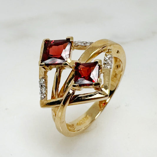 14K Yellow Gold Freeform Garnet Ring with Diamonds