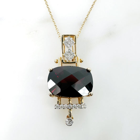 14k Yellow Gold Garnet Pendant with Diamonds