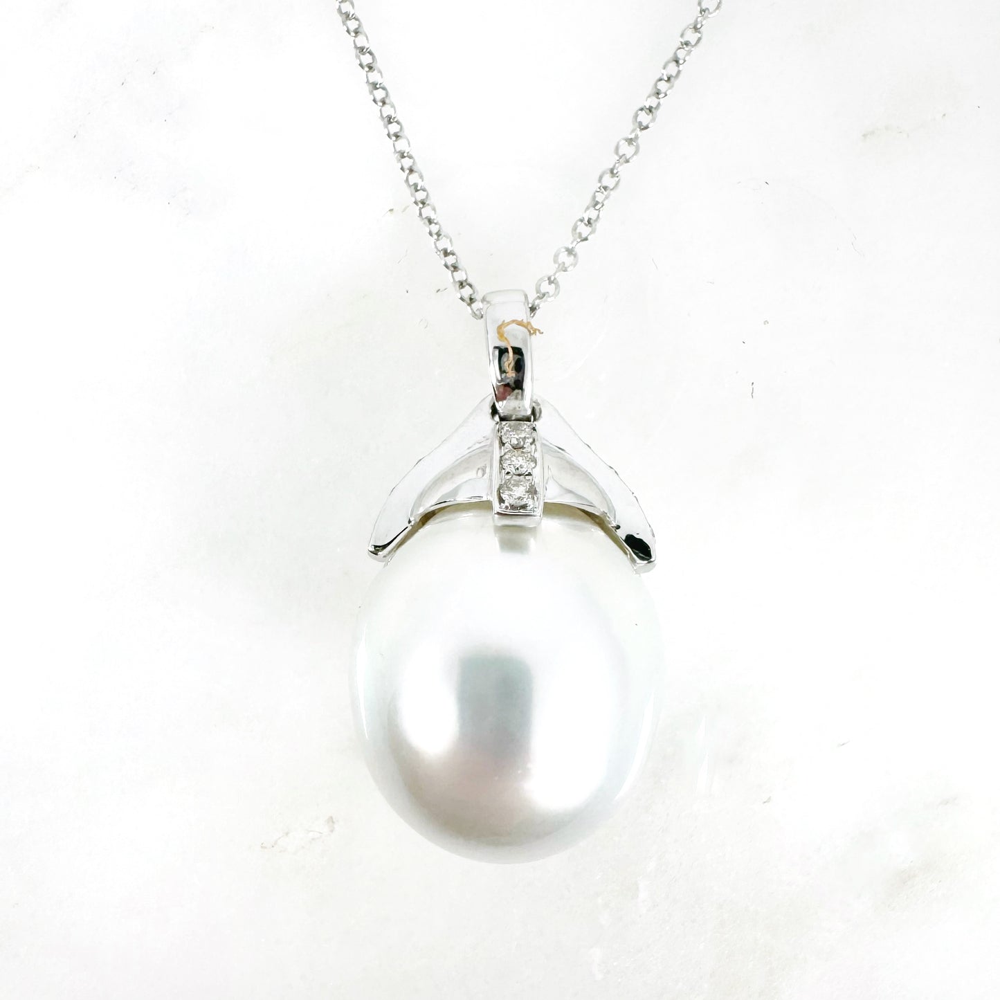 14k White Gold South Sea Pearl Pendant with Diamonds