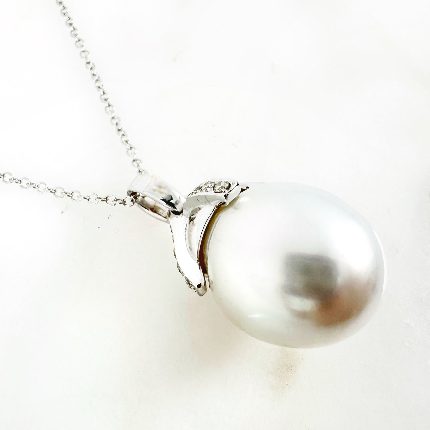 14k White Gold South Sea Pearl Pendant with Diamonds