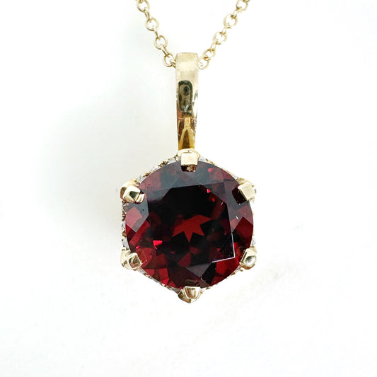 14k Yellow Gold Garnet Pendant with Diamonds