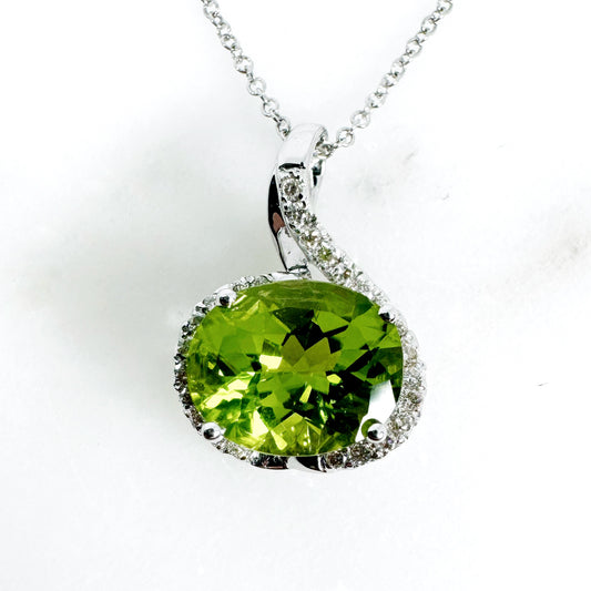 14k White Gold Peridot Pendant with Diamonds