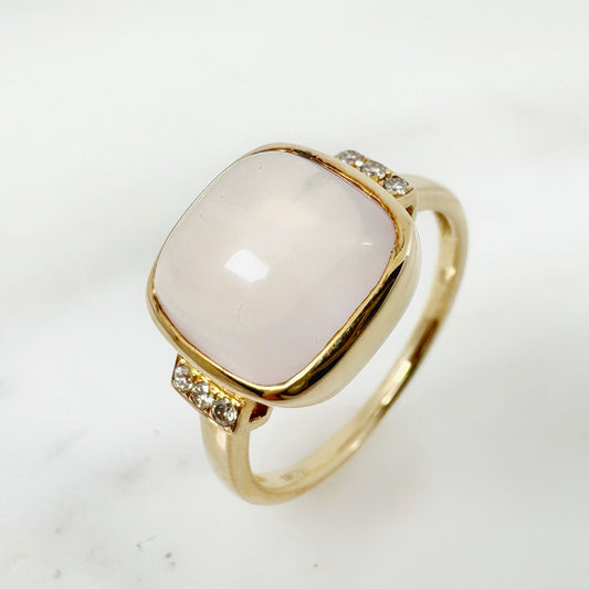 18k Yellow Gold Rose Quartz Ring with Diamonds