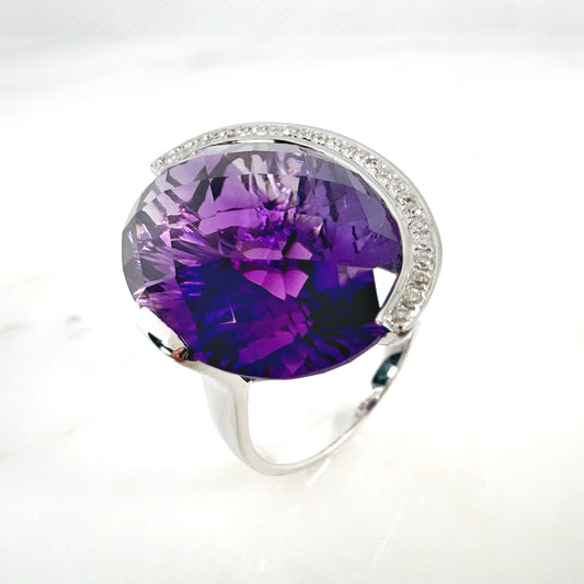 14k White Gold Amethyst Ring with Diamonds