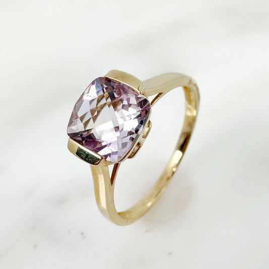 14k Yellow Gold Pink Amethyst Ring