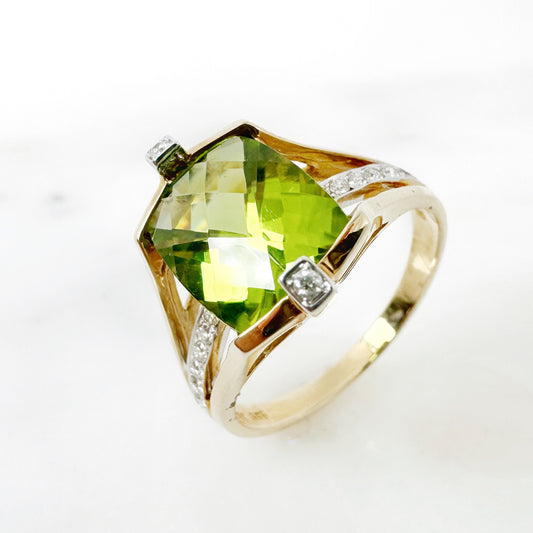 14k Yellow Gold Peridot Ring with Diamonds