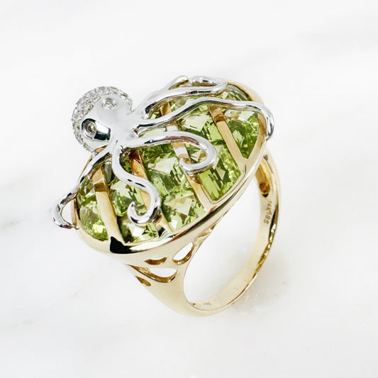 14k Yellow Gold Peridot Ring with Diamonds